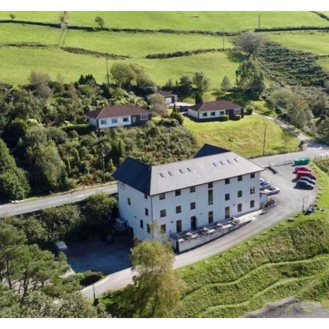 Afan Lodge Port Talbot Buitenkant foto