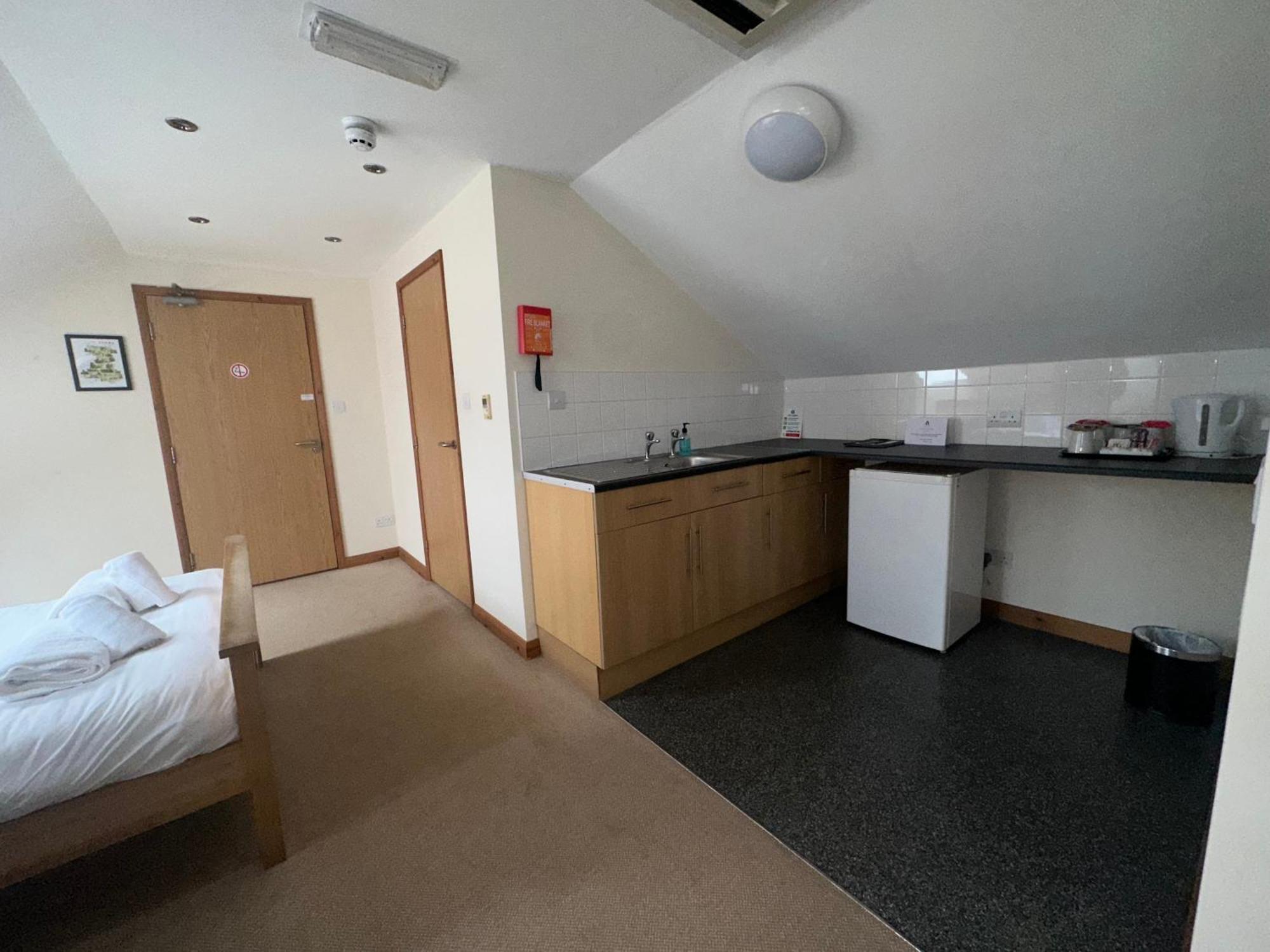 Afan Lodge Port Talbot Buitenkant foto