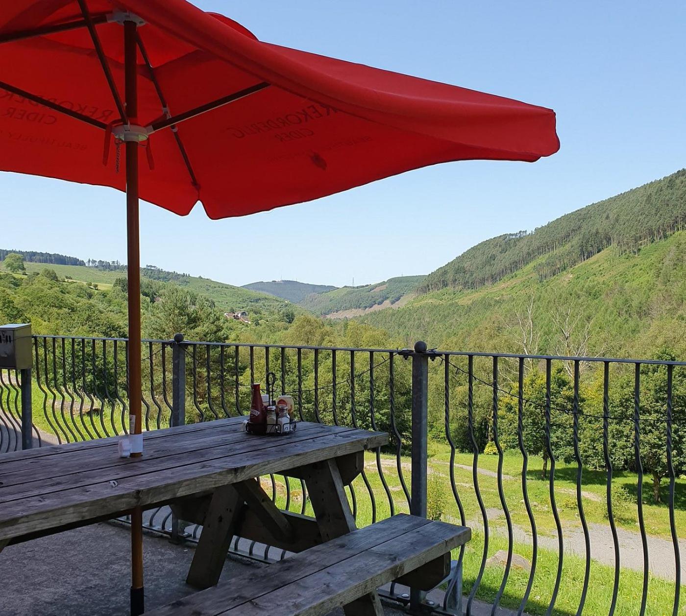 Afan Lodge Port Talbot Buitenkant foto